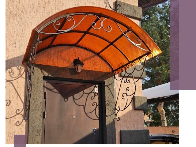 Демонтаж козырьков в Ишиме быстро и безопасно